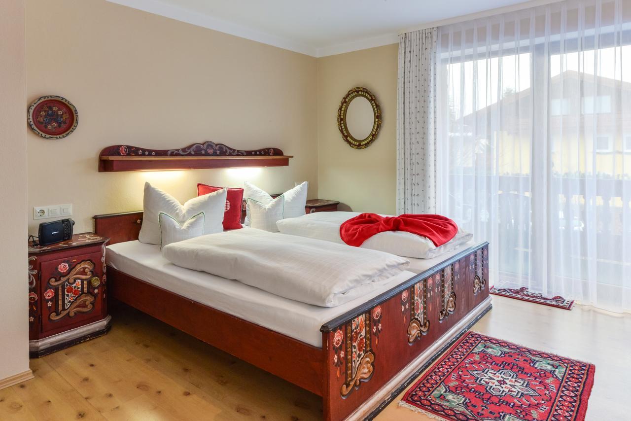 Ferienhotel Hahn Garni Рупольдинг Экстерьер фото